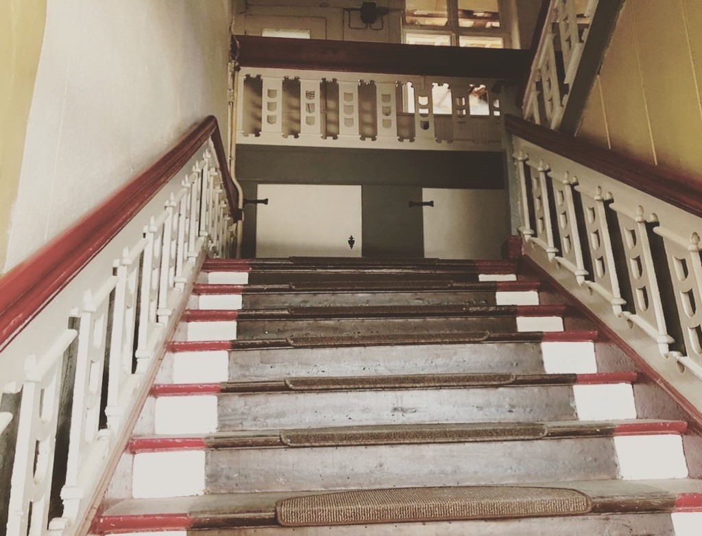 ms_27_4_stairs